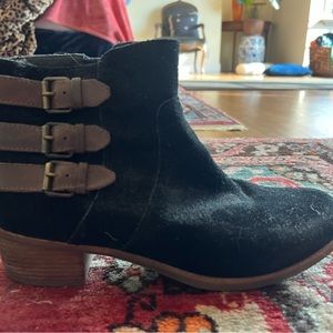 UGG suede and leather buckle boot